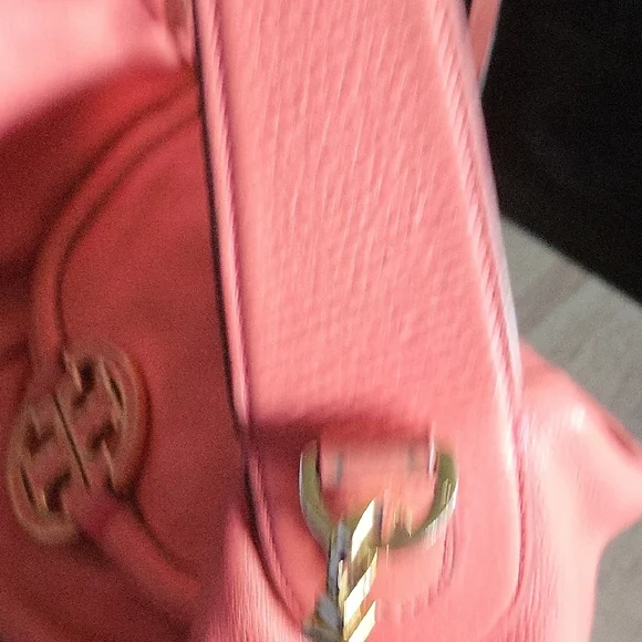 Tory Burch Pink Shoulder Bag - Picture 5 of 16